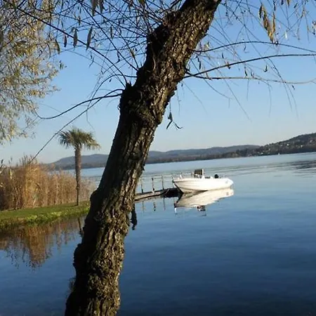 Sleeps 10 With Pool Air Con And Wifi * Stresa